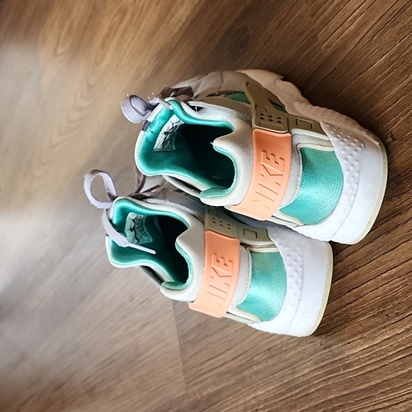 Nike Hurache 6.5Y - Picture 3 of 5
